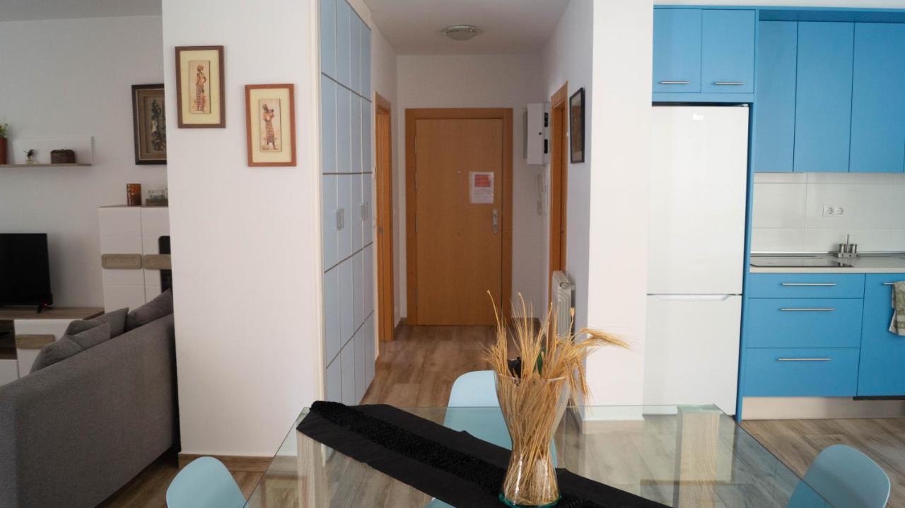 Zaragoza Y Sus 2 Catedrales Apartment Exterior photo