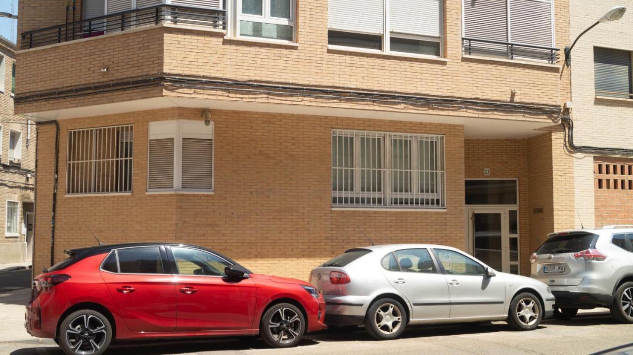 Zaragoza Y Sus 2 Catedrales Apartment Exterior photo